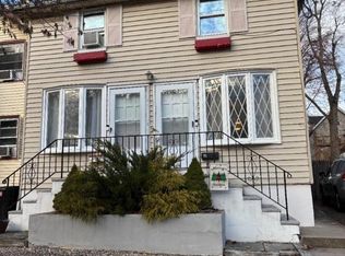 10 Charles St #2, Montclair, NJ 07042