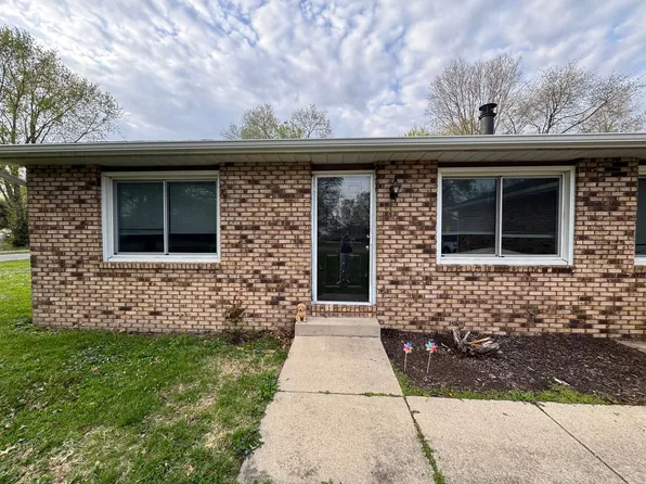 401 E Jones, 401 E Jones #A, Williamsville, IL 62693