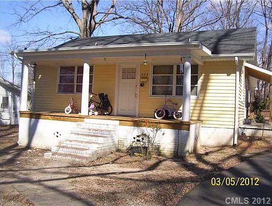 4th image of 826 N Flint St