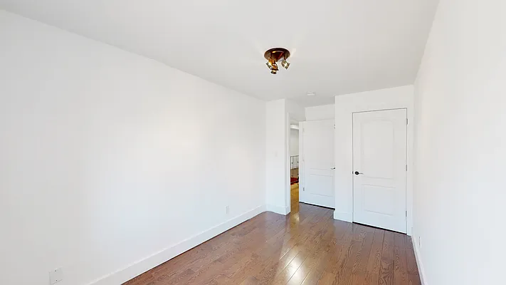 Rented by Makover Group Inc | media 8