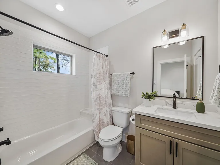 5320 Creekmont Timbers Trl — Photo 38