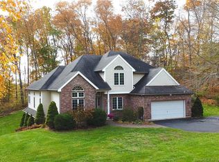 36 Stonewall Rd, Salem, CT 06420