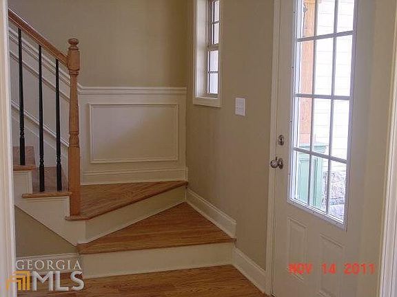 2nd image of 4184 Golfview Dr