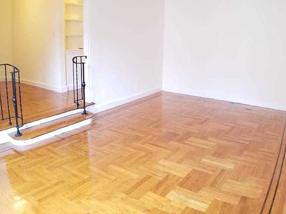 2nd image of 95 W 195th St APT 7G