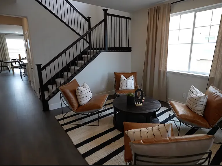3426 Apollo Dr — Photo 3