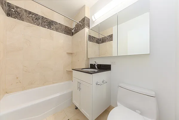 Rented by A&E Real Estate Management | media 18