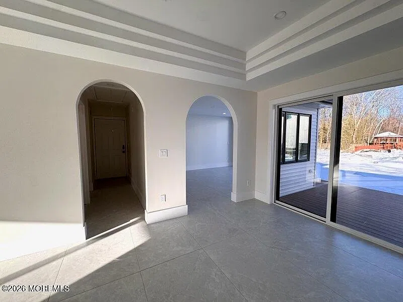 4 bed, 1431 sqft, $3,200 — Photo 4