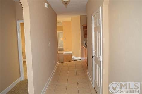 3rd image of 5442 Hampton Hill Cir