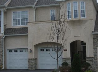 9 Oak Leaf Ln, West Chester, PA 19382