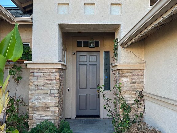 front door Entrance