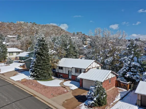 82 Moore Dr, Castle Rock, CO 80104