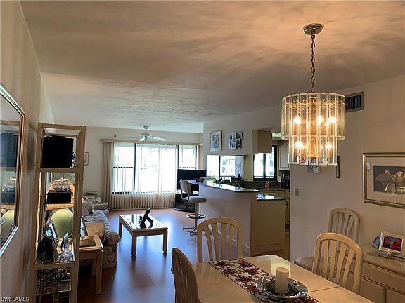 2nd image of 5810 Trailwinds Dr APT 926