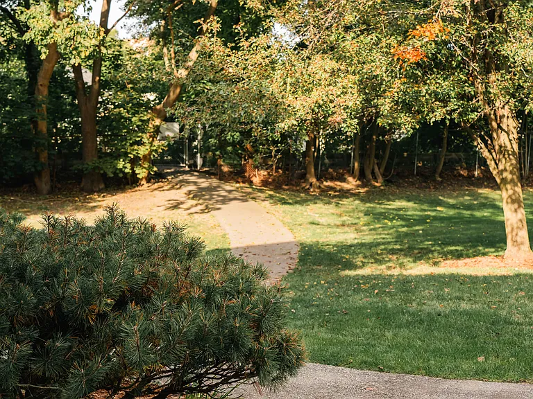 The Legacy at Arlington Center — Photo 30