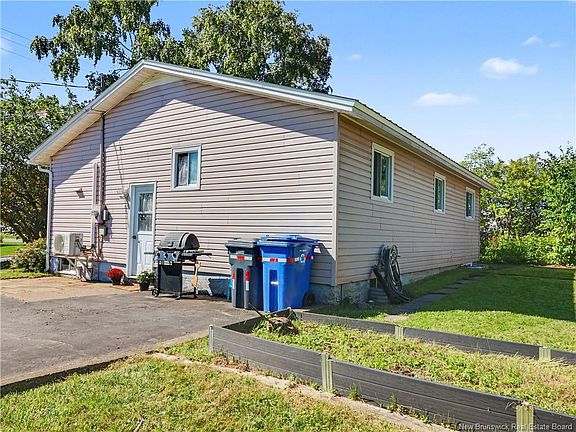 5th image of 130 Kirkpatrick St