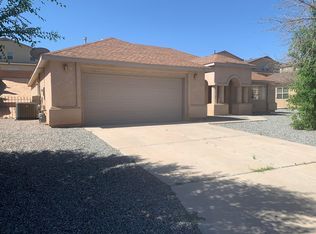 4 Dos Hermanos Ct, Los Lunas, NM 87031