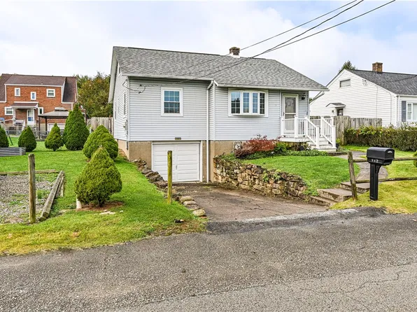 942 Razzando St, Belle Vernon, PA 15012