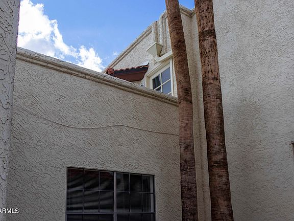 4th image of 1904 E SUNBURST Lane S