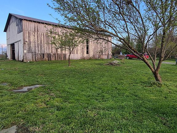 4th image of 226 Water Shed Rd