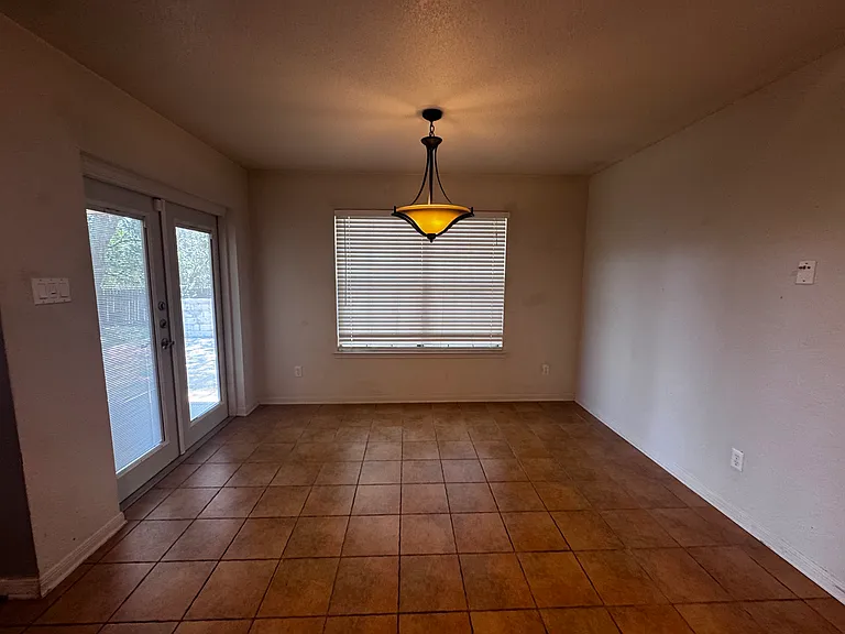 1518 Chardonnay Dr — Photo 17