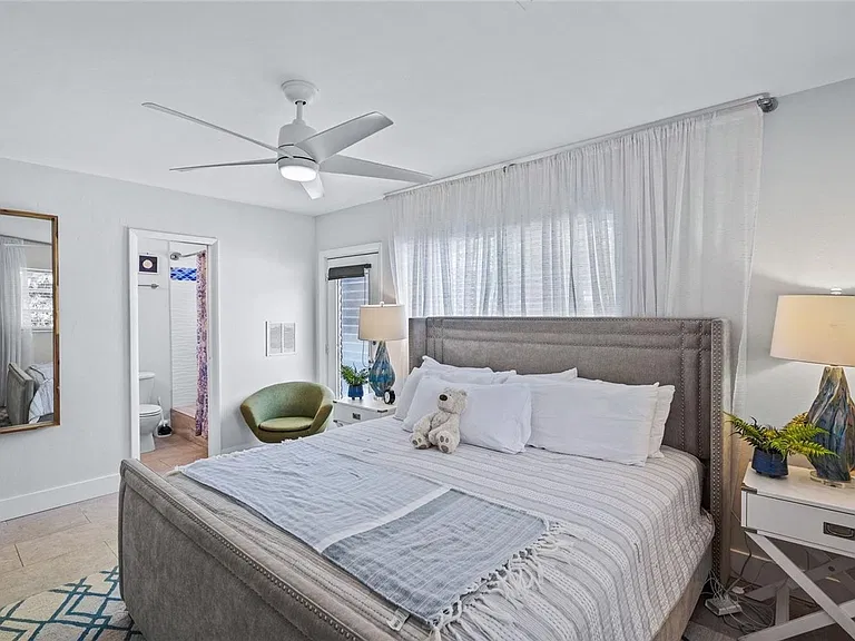4801 Sarasota Ave — Photo 21