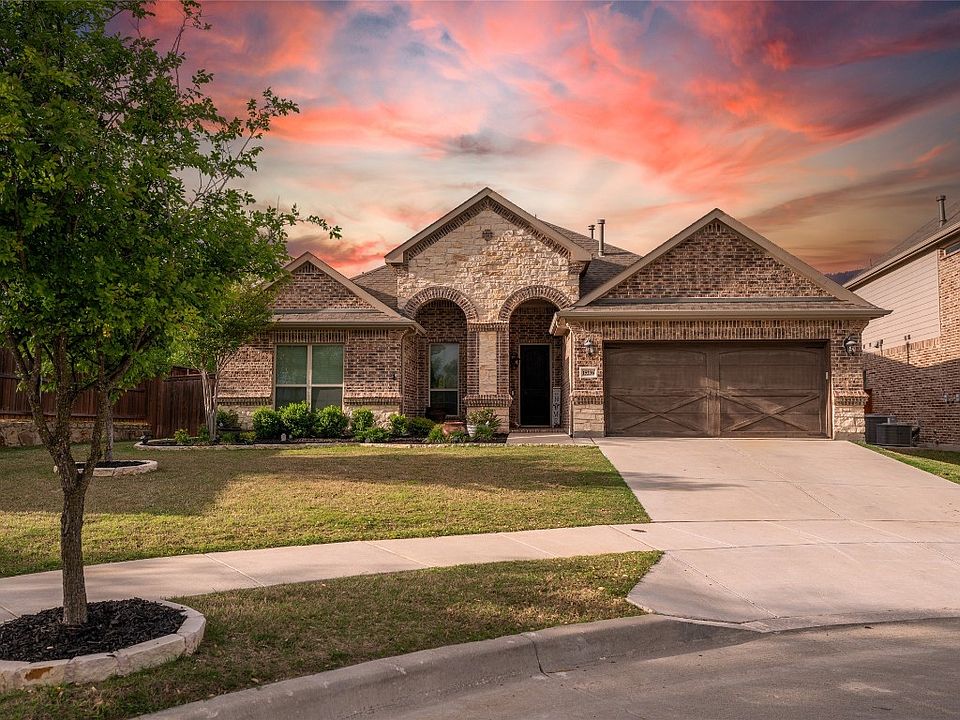 1st image of 15236 Primrose Garden Ct