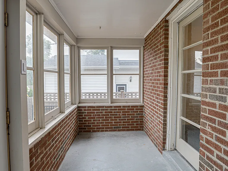 219 Spring Ave — Photo 34