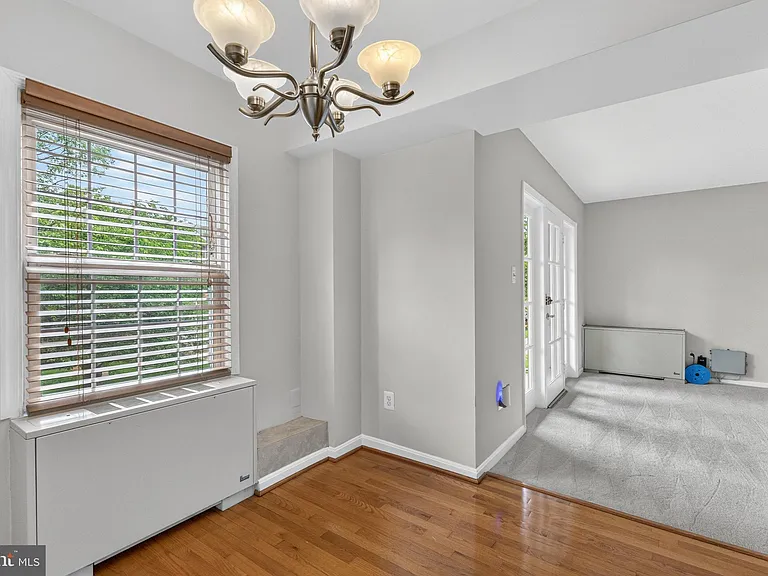 3334 Spring Ln #B30 — Photo 7