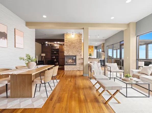 400 North Broadway #1001, Milwaukee, WI 53202