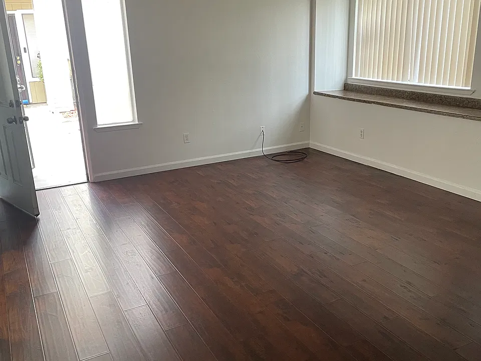 239 W Tulare Ave #A