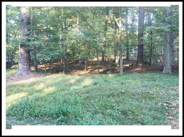 208 Brook Ln, Durham, NC 27712