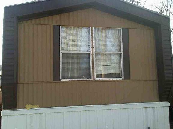 5th image of 225 Mountain Village Cir