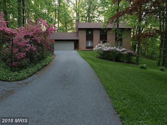 2nd image of 25 Clarks Ln