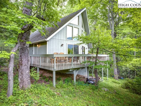 160 Bagpipe Way, Banner Elk, NC 28604