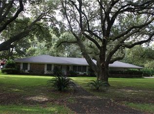 704 Cotharn Dr, Angleton, TX 77515