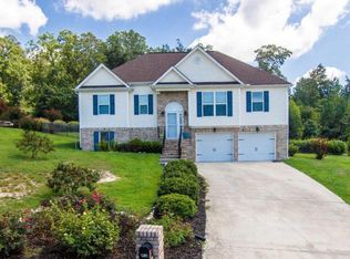 24 Easy St, Ringgold, GA 30736