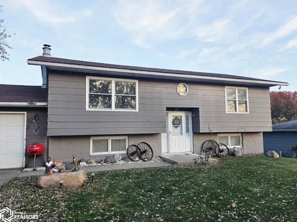 219 N East St, Osceola, IA 50213