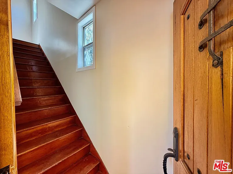 605 1/2 Tularosa Dr — Photo 16