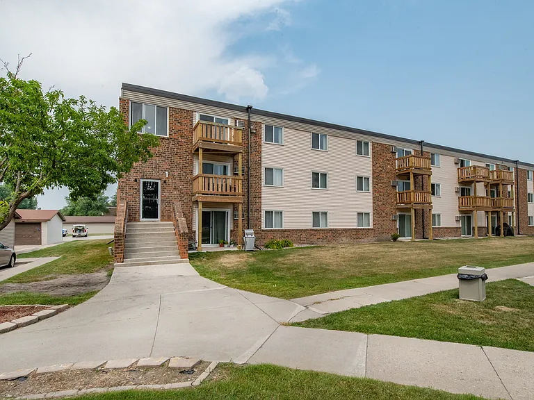 Forest Park Apartments — Photo 23