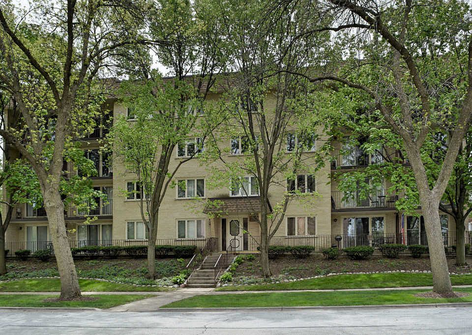 1st image of 225 E Wing St APT 501