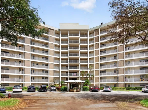 3090 N Course Dr APT 807, Pompano Beach, FL 33069
