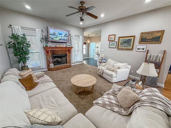5th image of 9962 Brandy Ct