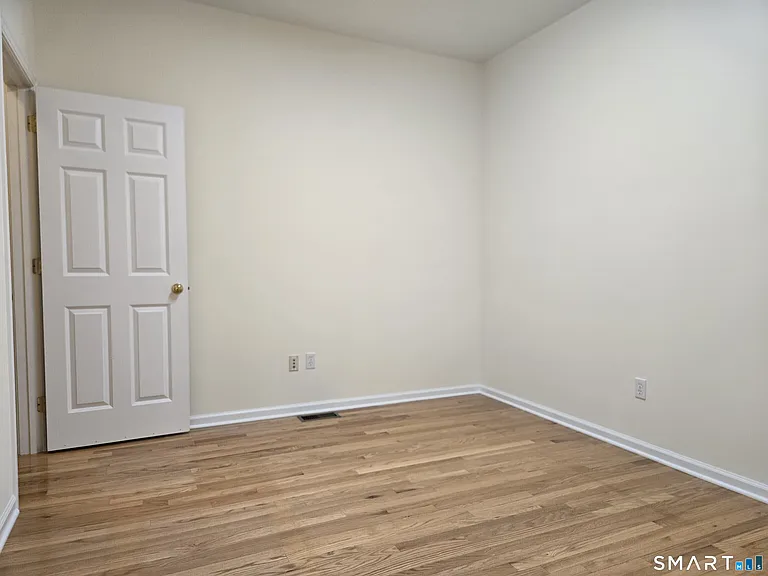 511 Elm St #9-1 — Photo 21