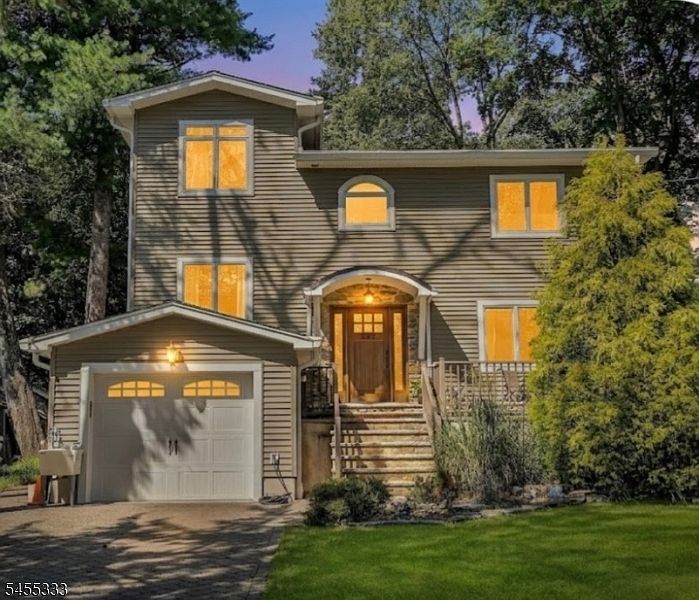 1st image of 237 Cedar Ln