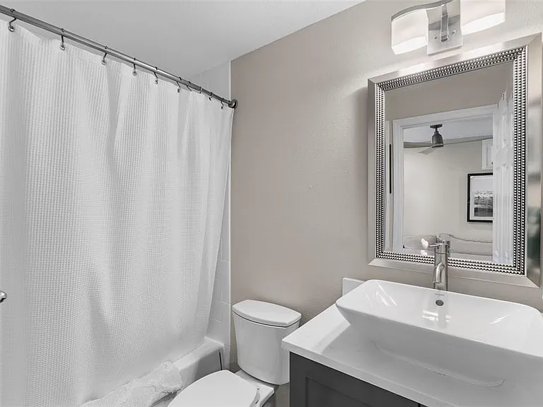 2943 W Bayshore Ct — Photo 51