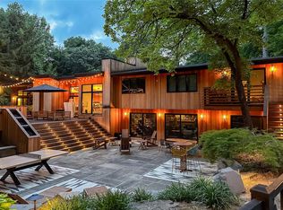 14 Tall Tree Ct, Cold Spring Harbor, NY 11724
