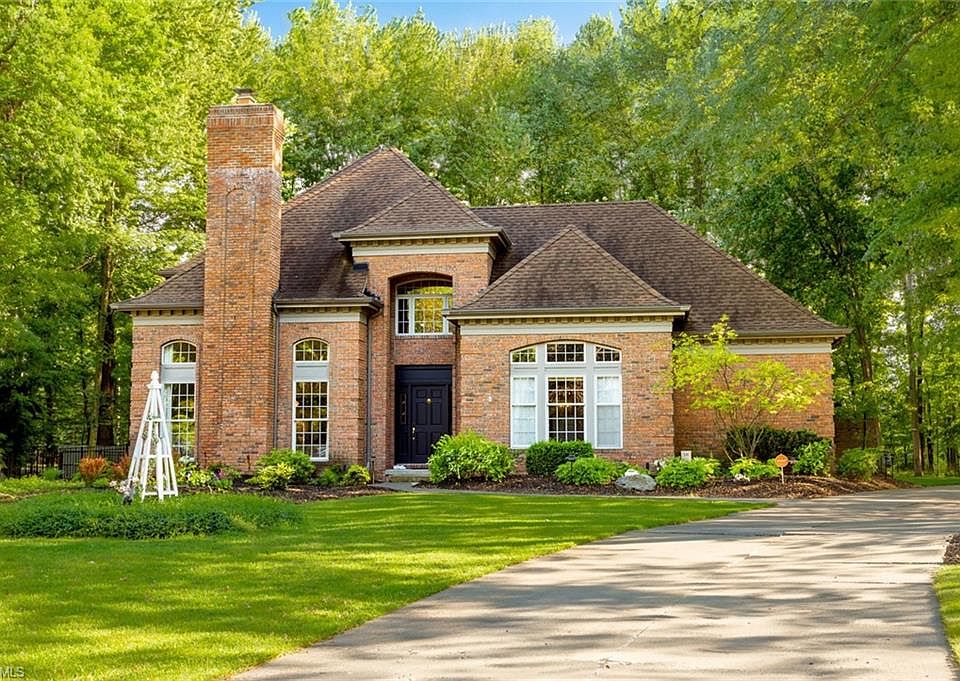 1st image of 32391 Regency Ct