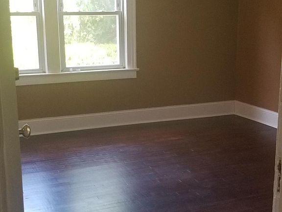 5th image of 268 Nuber Ave Floor 1