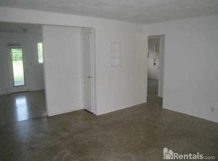 135 Silver Beach Rd, Lake Park, FL 33403