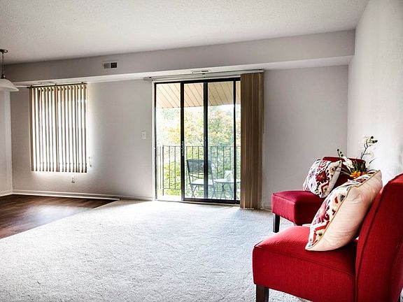 3rd image of 19424 Mayfield Ave APT 104