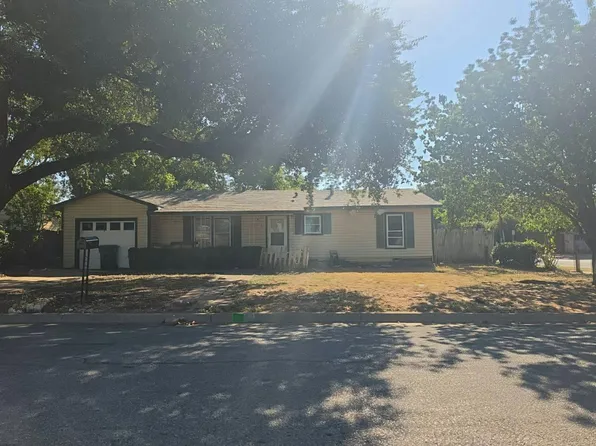 500 Harrison Ln, Hurst, TX 76053